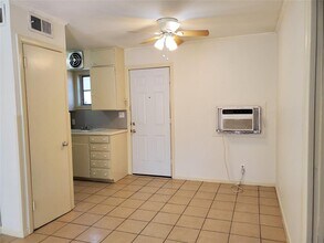 3202 Grooms St in Austin, TX - Building Photo - Building Photo