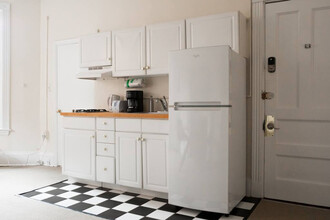 301 Newbury St in Boston, MA - Building Photo - Building Photo