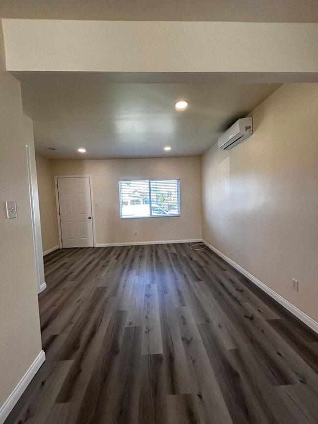 710 Bradshawe Ave in East Los Angeles, CA - Building Photo - Building Photo