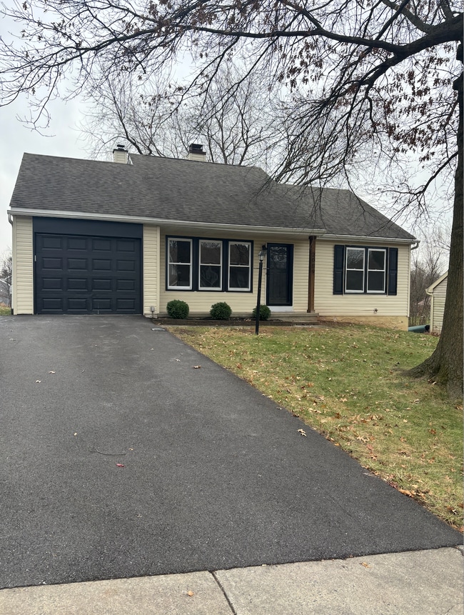 property at 2009 Quail Hollow Dr