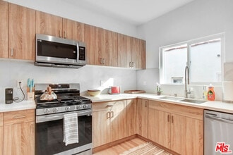 434 N Ogden Dr in Los Angeles, CA - Foto de edificio - Building Photo