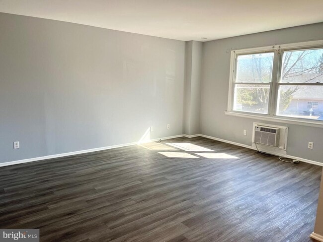 1629 Bonwood Rd in Wilmington, DE - Building Photo - Building Photo