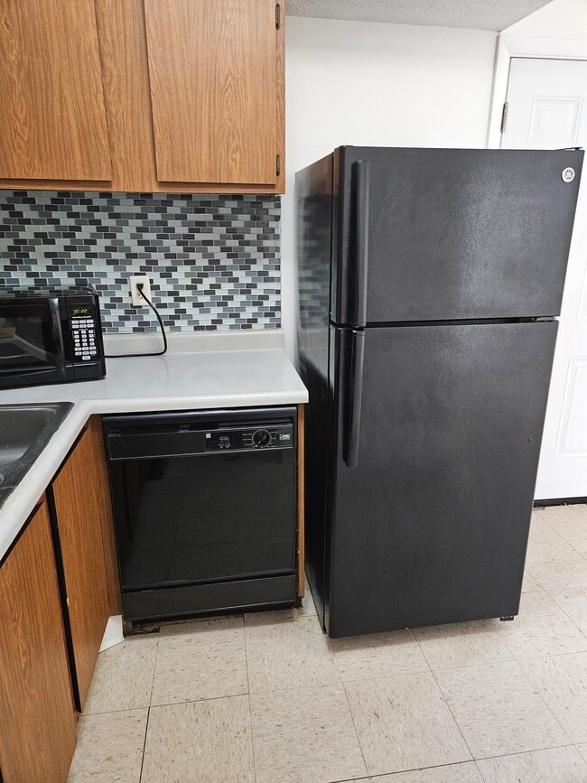 property at 2982 Donnylane Blvd