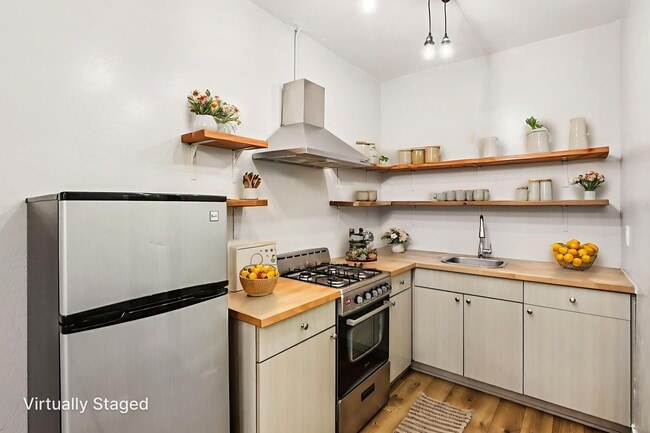 1805 E Indian School Rd, Unit 09 in Phoenix, AZ - Building Photo - Building Photo