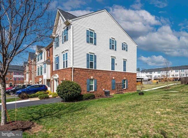 property at 45946 Grammercy Terrace