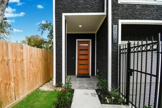 3229 Tuam St in Houston, TX - Building Photo - Building Photo