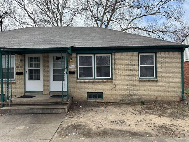 property at 2241 S Kansas St