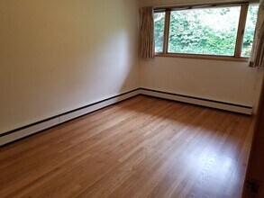 606 Percival St SW in Olympia, WA - Foto de edificio - Building Photo