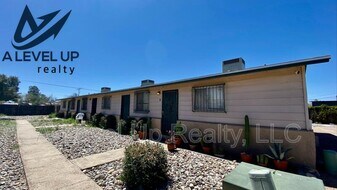 5752 E 28th St in Tucson, AZ - Building Photo
