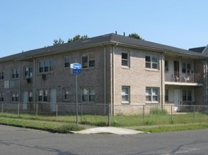 Anchor Point in Bridgeport, CT - Building Photo - Building Photo