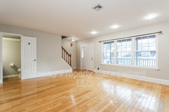 5 Isa Ct in Trenton, NJ - Building Photo - Building Photo