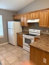 1831 Sundown Dr in Navarre, FL - Building Photo - Building Photo