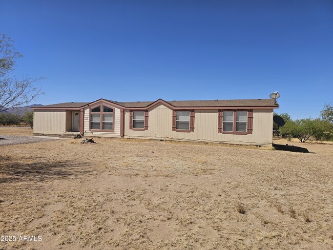 property at 337 W Oak St