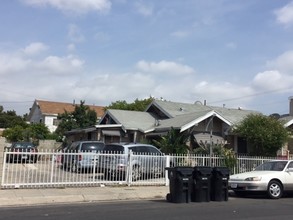 400 N Kingsley Dr in Los Angeles, CA - Foto de edificio - Building Photo