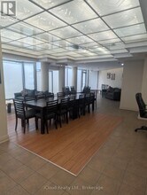 400 Webb Dr in Mississauga, ON - Building Photo - Building Photo