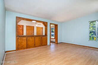 1045 Legay Ave in Jacksonville, FL - Building Photo - Building Photo