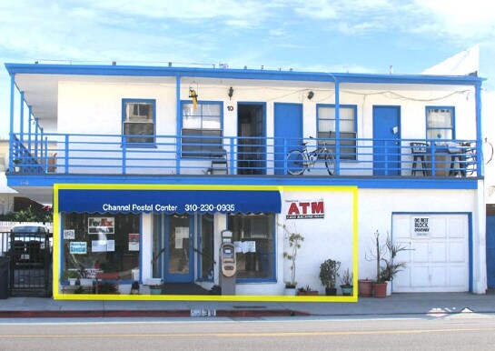 130 W Channel Rd in Santa Monica, CA - Building Photo - Building Photo