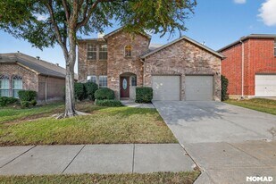 1725 Bluebird Dr in Little Elm, TX - Building Photo