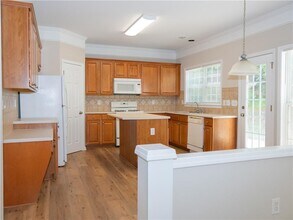 663 Prada Ct NE in Lawrenceville, GA - Building Photo - Building Photo