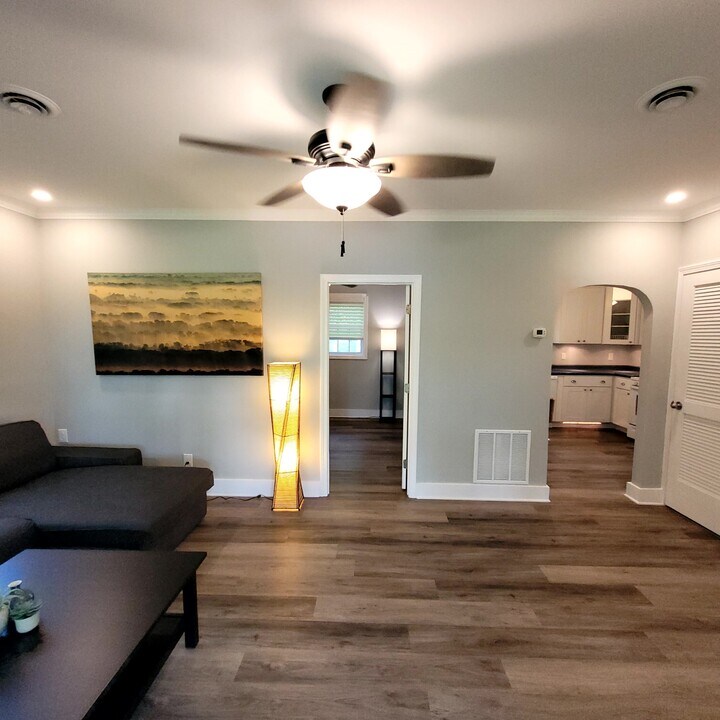 931 Highland Ave in Fall River, MA - Building Photo