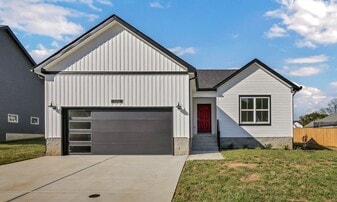 176 Leitrim Dr in Clarksville, TN - Building Photo