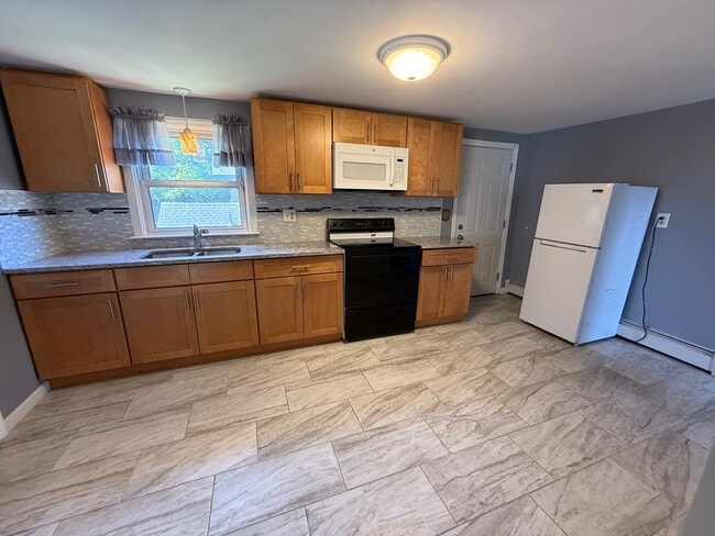 888 Grafton St, Unit 2