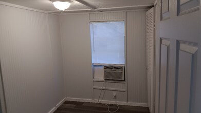 7008 Chestnut Dr in Cocoa, FL - Building Photo - Building Photo