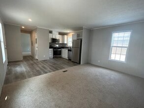 2391 8 Mile Rd in Kawkawlin, MI - Building Photo - Building Photo