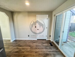 6682 Veranda Ct N in Keizer, OR - Building Photo - Building Photo