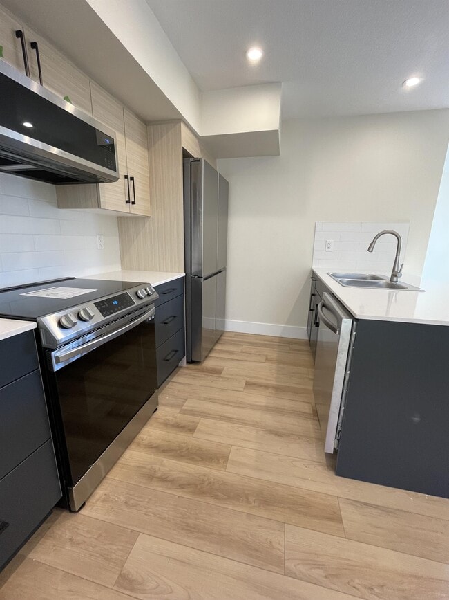 8715-8110 110 St NW in Edmonton, AB - Building Photo - Building Photo