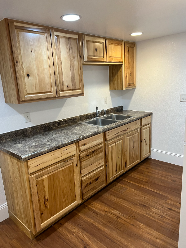 710 Lawrence St-Unit -#4 in Belle Fourche, SD - Building Photo - Building Photo
