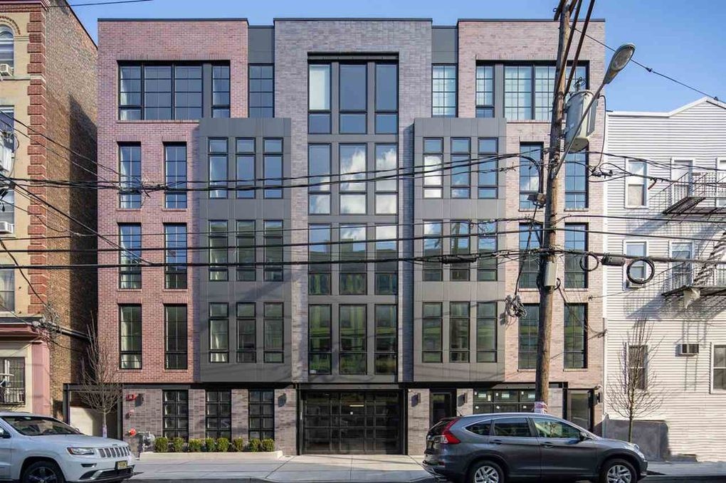 527-529 Monroe St in Hoboken, NJ - Building Photo