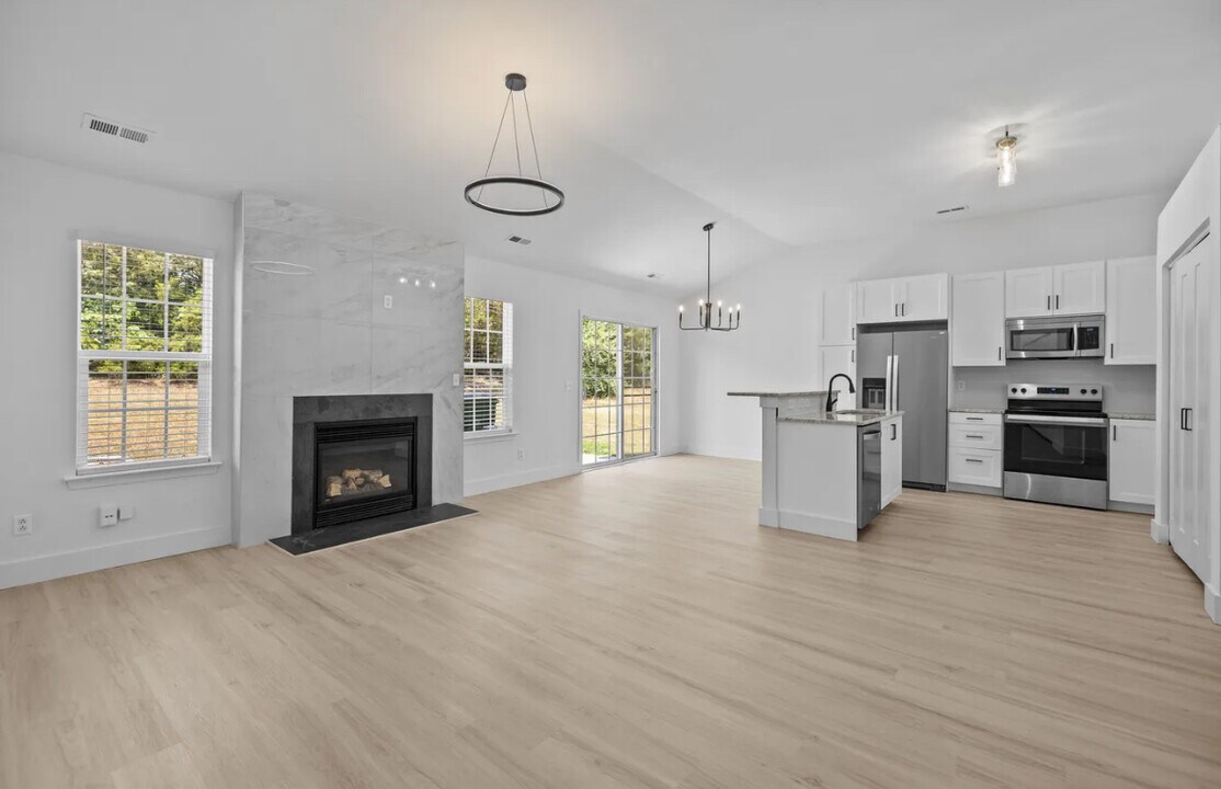 16216 Circlegreen Dr in Charlotte, NC - Building Photo