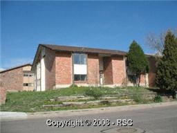 1318 Holland Park Blvd in Colorado Springs, CO - Foto de edificio - Building Photo