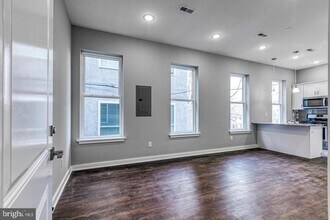 1316 S Broad St in Philadelphia, PA - Building Photo - Building Photo