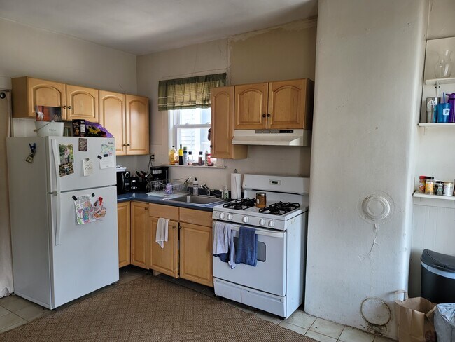 19 Ticknor St, Unit 3 in Boston, MA - Building Photo - Building Photo