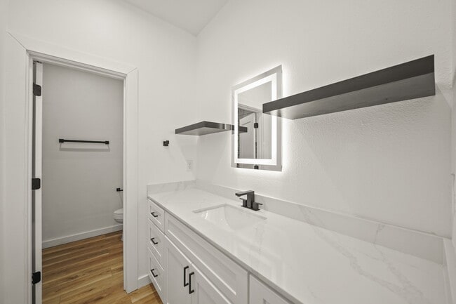 6206 Lyndhurst Dr in Houston, TX - Building Photo - Building Photo