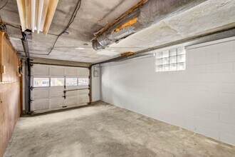 11130 Frankstown Rd in Pittsburgh, PA - Building Photo - Building Photo