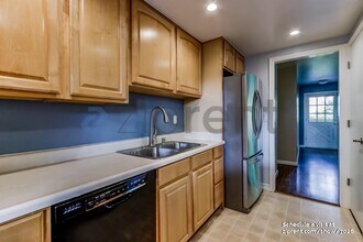 70 Fountainhead Ct in Martinez, CA - Building Photo - Building Photo