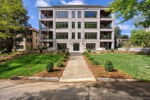 1576 Cherokee Rd in Louisville, KY - Building Photo