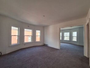 312 Tuxedo St in Highland Park, MI - Building Photo - Building Photo