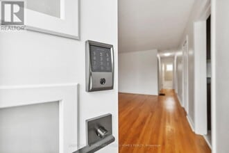 19 Langstone Crescent in Halton Hills, ON - Building Photo - Building Photo