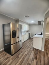 948 N Lakewood Dr in Shreveport, LA - Building Photo - Building Photo