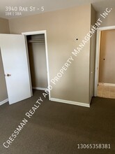 3940 Rae St in Regina, SK - Building Photo - Building Photo