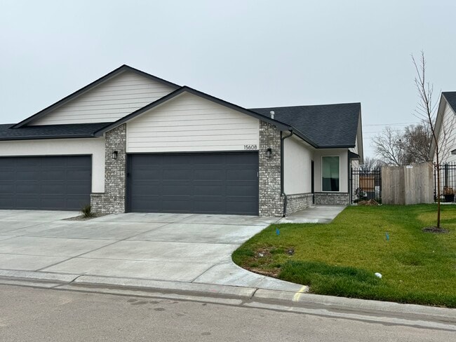 property at 15608 E 21st Ct N