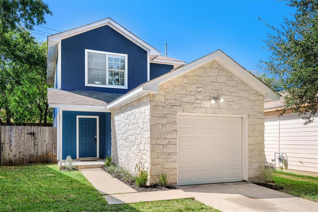 1562 Parkfield Cir in Round Rock, TX - Building Photo