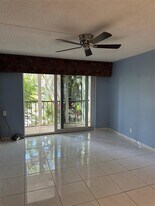 5300 NE 24th Terrace in Fort Lauderdale, FL - Building Photo