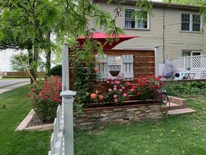 468 Spring Ave in Naperville, IL - Building Photo - Building Photo