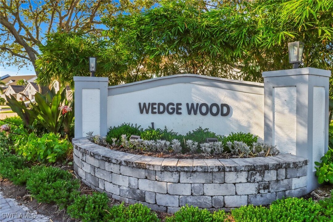 5959 Sand Wedge Ln in Naples, FL - Building Photo