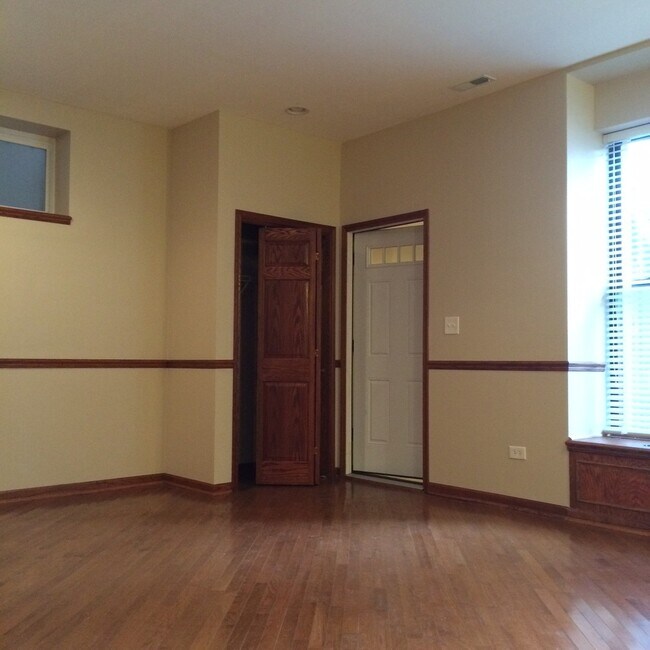 1507 Taylor in Chicago, IL - Building Photo - Building Photo